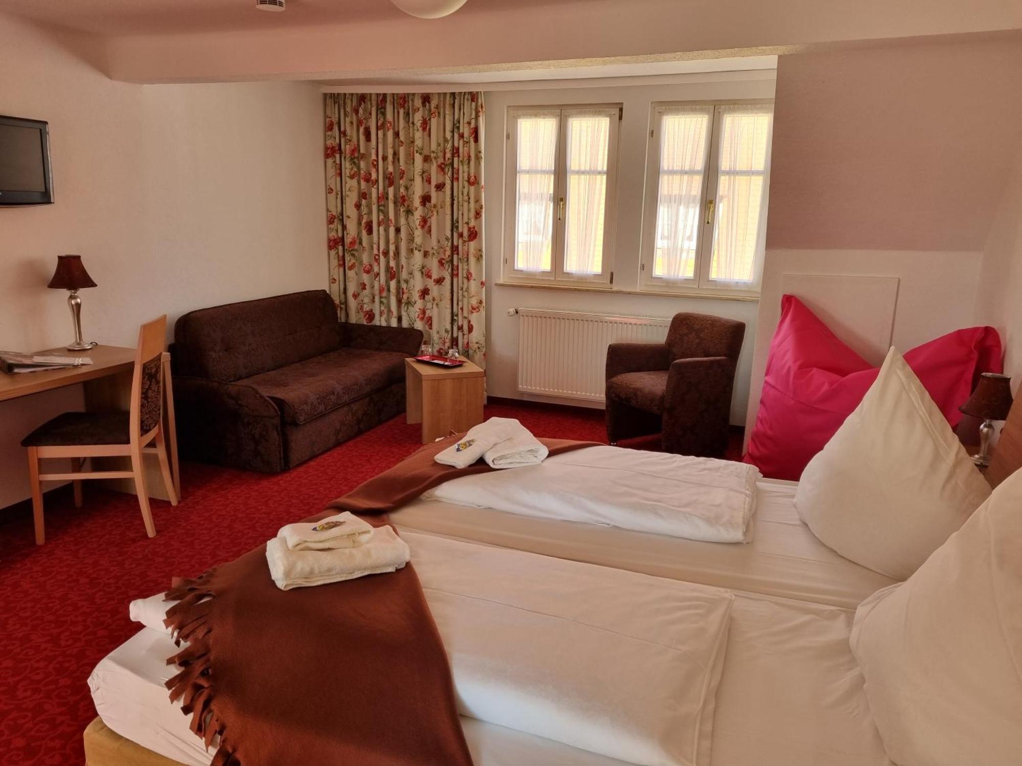 Boutiquehotel Goldene Rose - Self-Check-In Rothenburg ob der Tauber Bagian luar foto