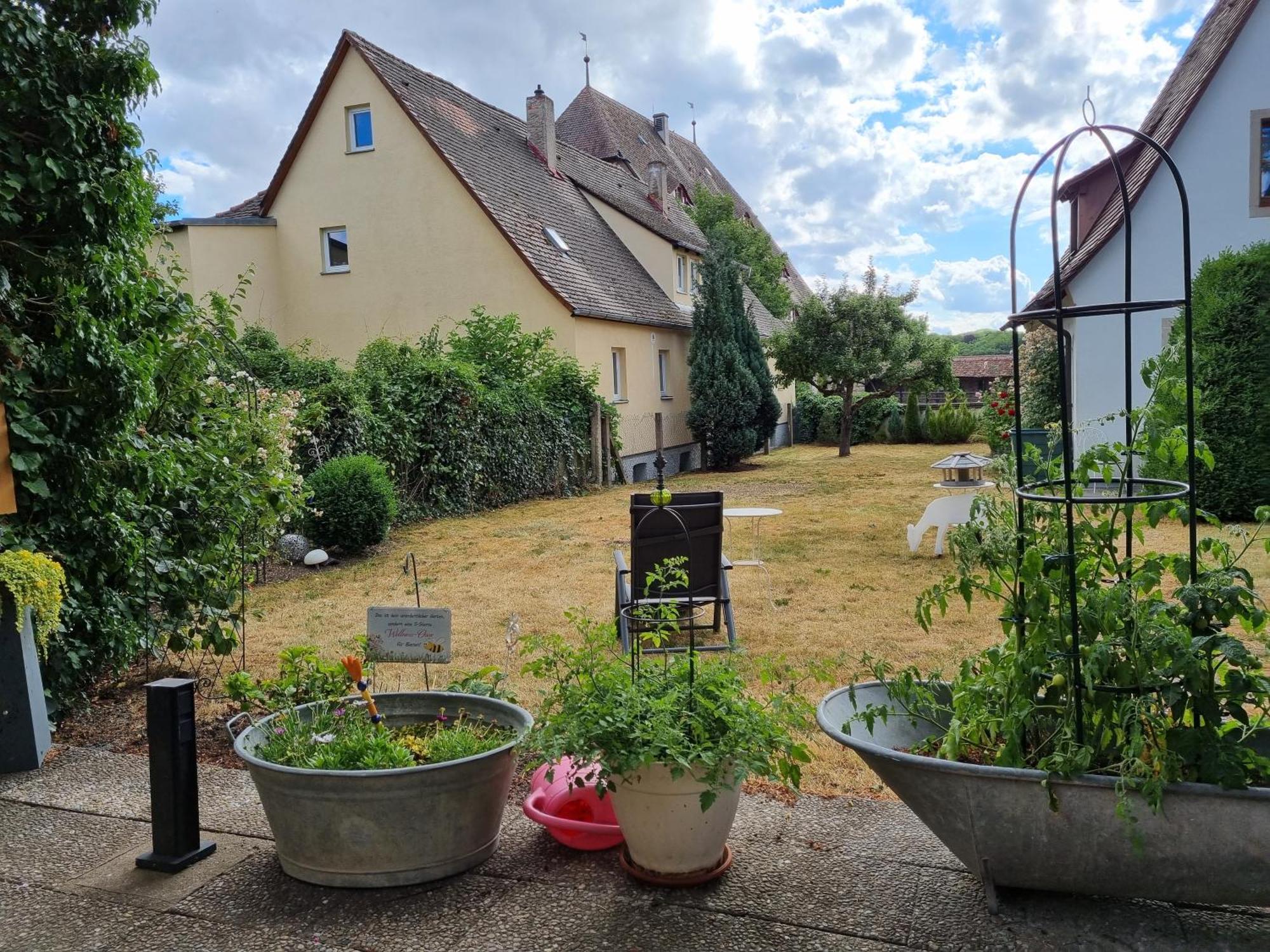 Boutiquehotel Goldene Rose - Self-Check-In Rothenburg ob der Tauber Bagian luar foto