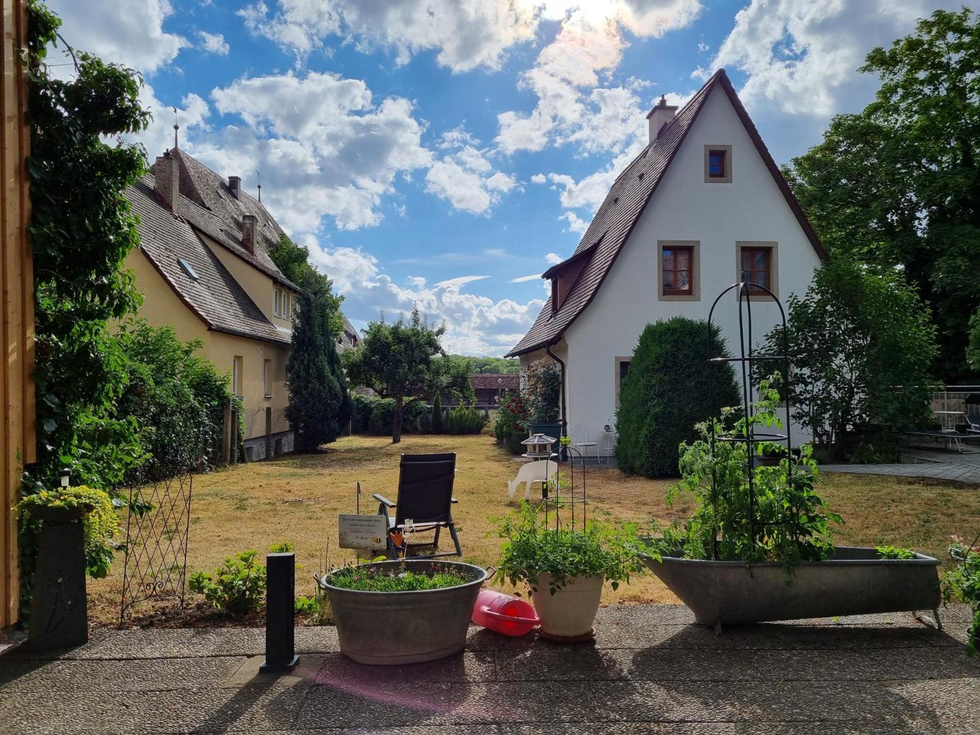Boutiquehotel Goldene Rose - Self-Check-In Rothenburg ob der Tauber Bagian luar foto