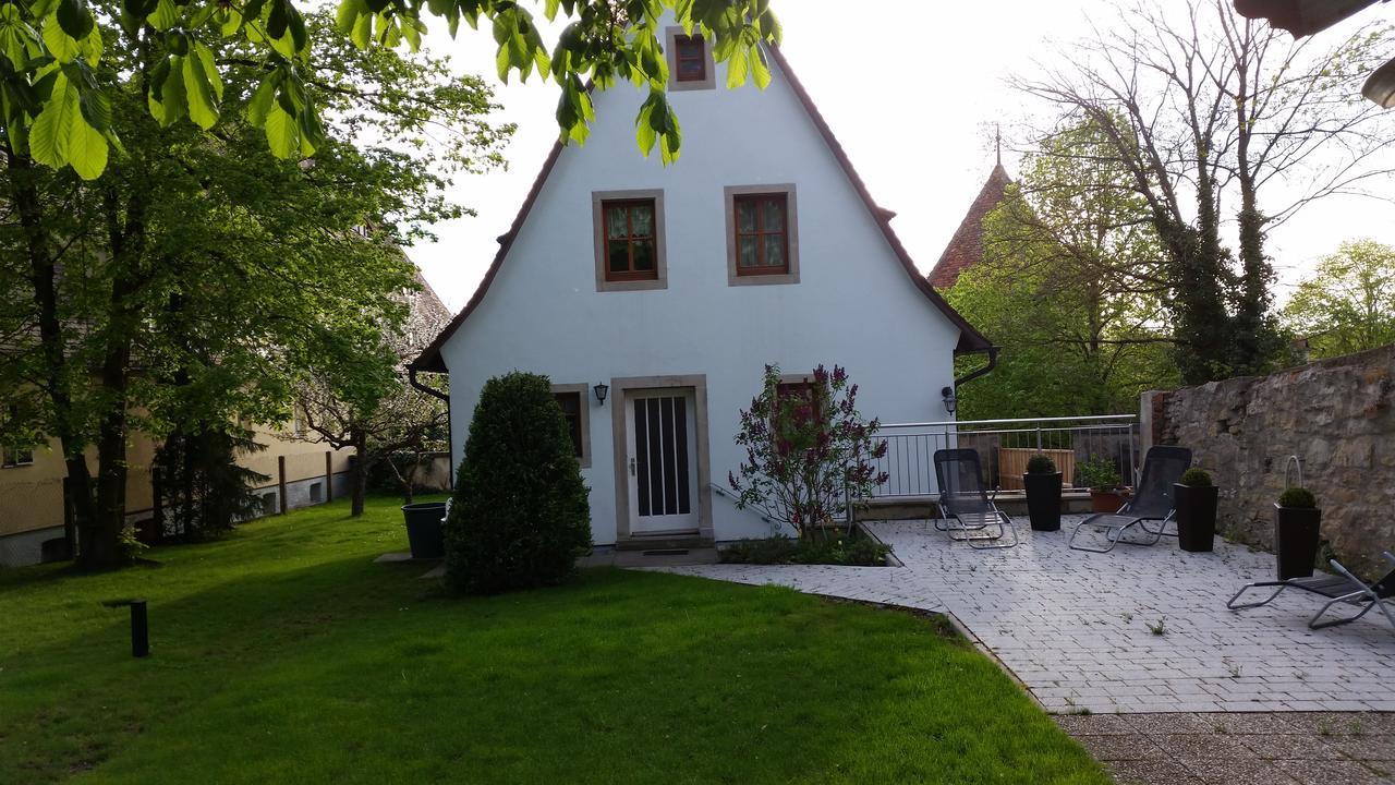 Boutiquehotel Goldene Rose - Self-Check-In Rothenburg ob der Tauber Bagian luar foto