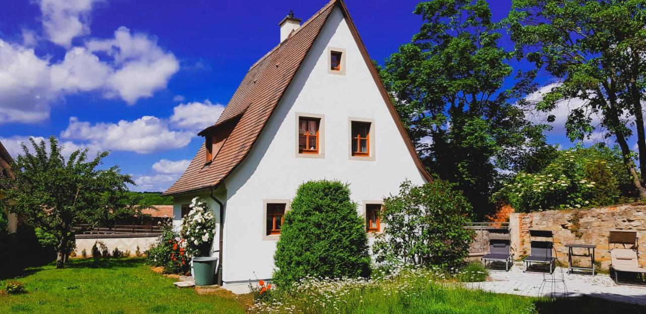 Boutiquehotel Goldene Rose - Self-Check-In Rothenburg ob der Tauber Bagian luar foto