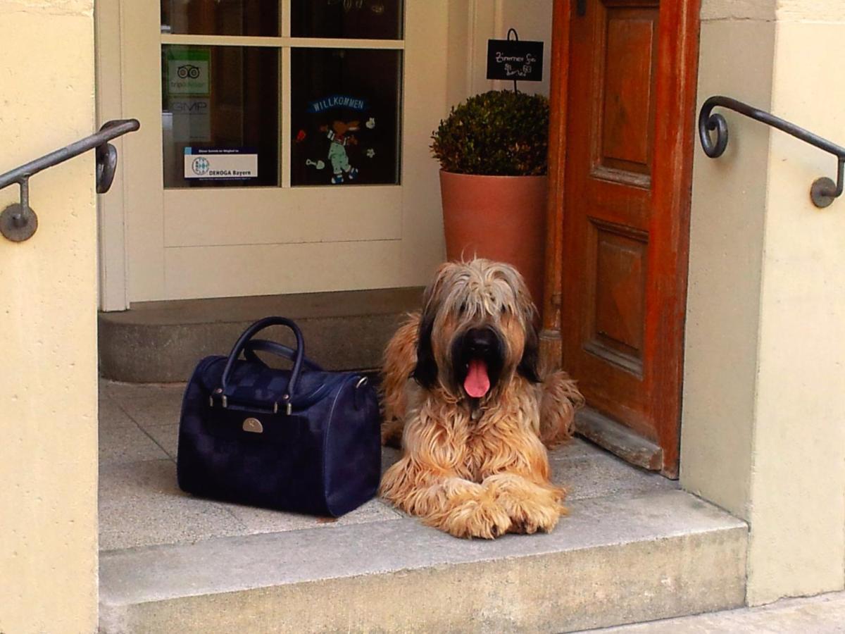Boutiquehotel Goldene Rose - Self-Check-In Rothenburg ob der Tauber Bagian luar foto