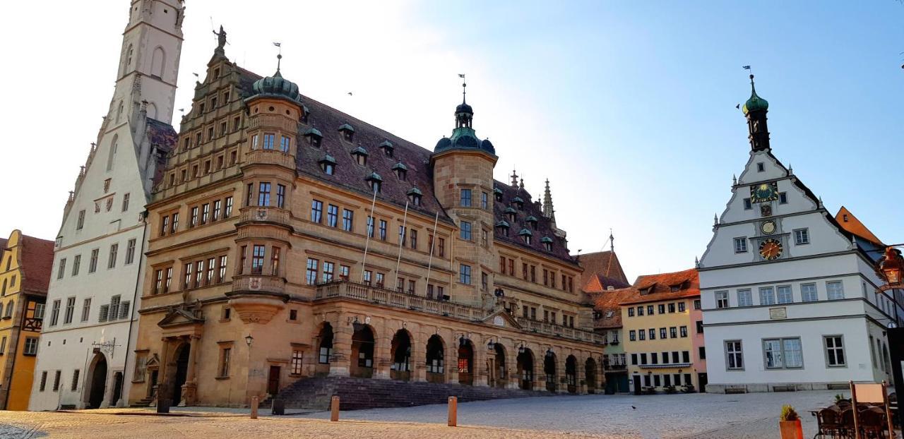 Boutiquehotel Goldene Rose - Self-Check-In Rothenburg ob der Tauber Bagian luar foto